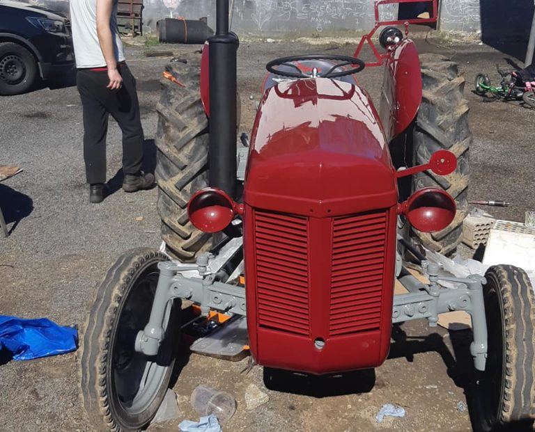 stephany wiliam bulldog entretien reparation restauration belgique luxembourg Ferguson ff30 8